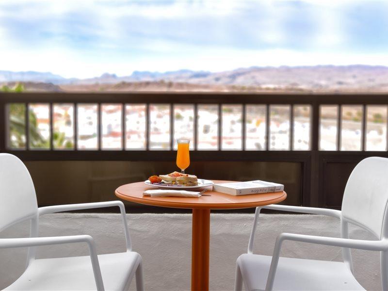 Hotel Servatur Waikiki 4*